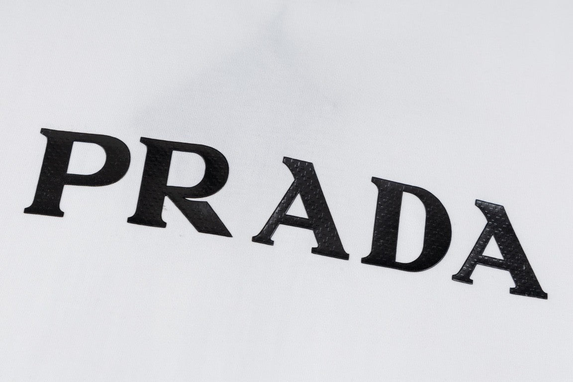 Printed T-Shirt: High-End Fashion Statement-1283