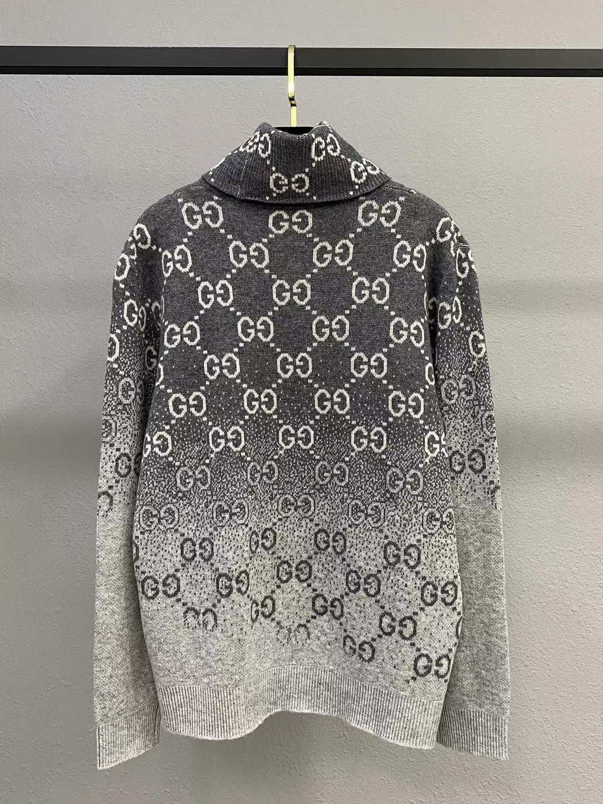 Classic Fashion Sweater-555(Women's)