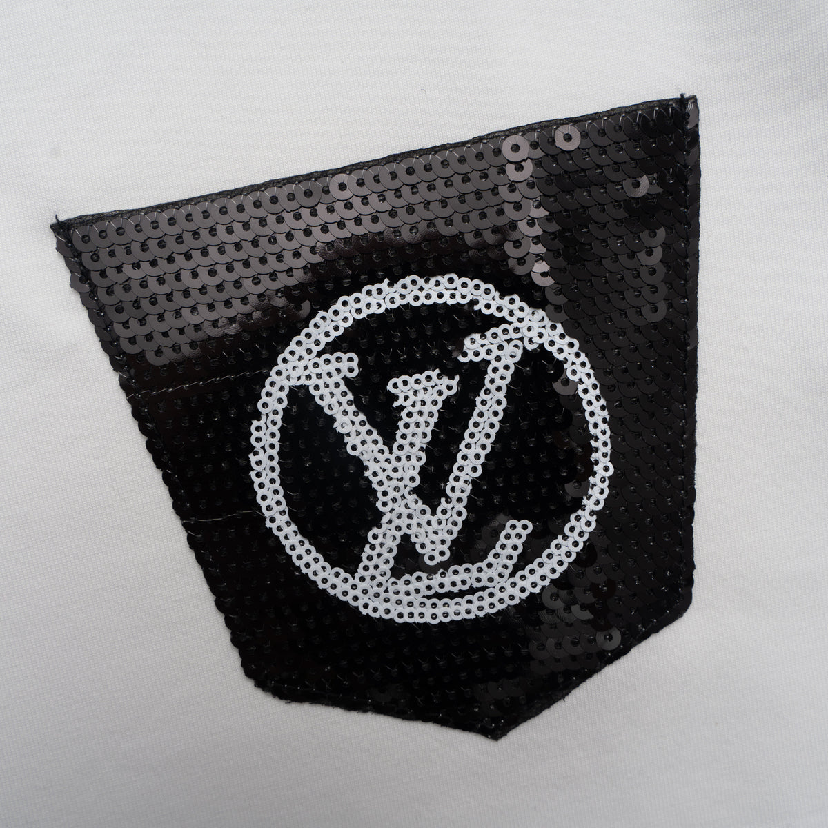 Printed T-Shirt: High-End Fashion Statement-1028