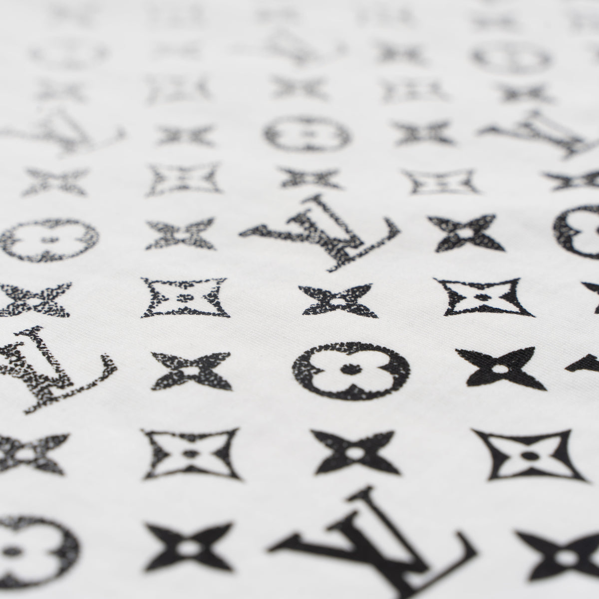 Printed T-Shirt: High-End Fashion Statement-1036