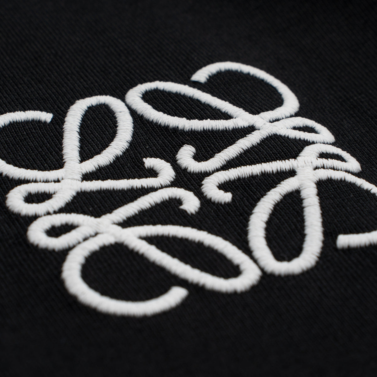 Printed T-Shirt: High-End Fashion Statement-1116