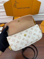 Exquisite leather bags-158