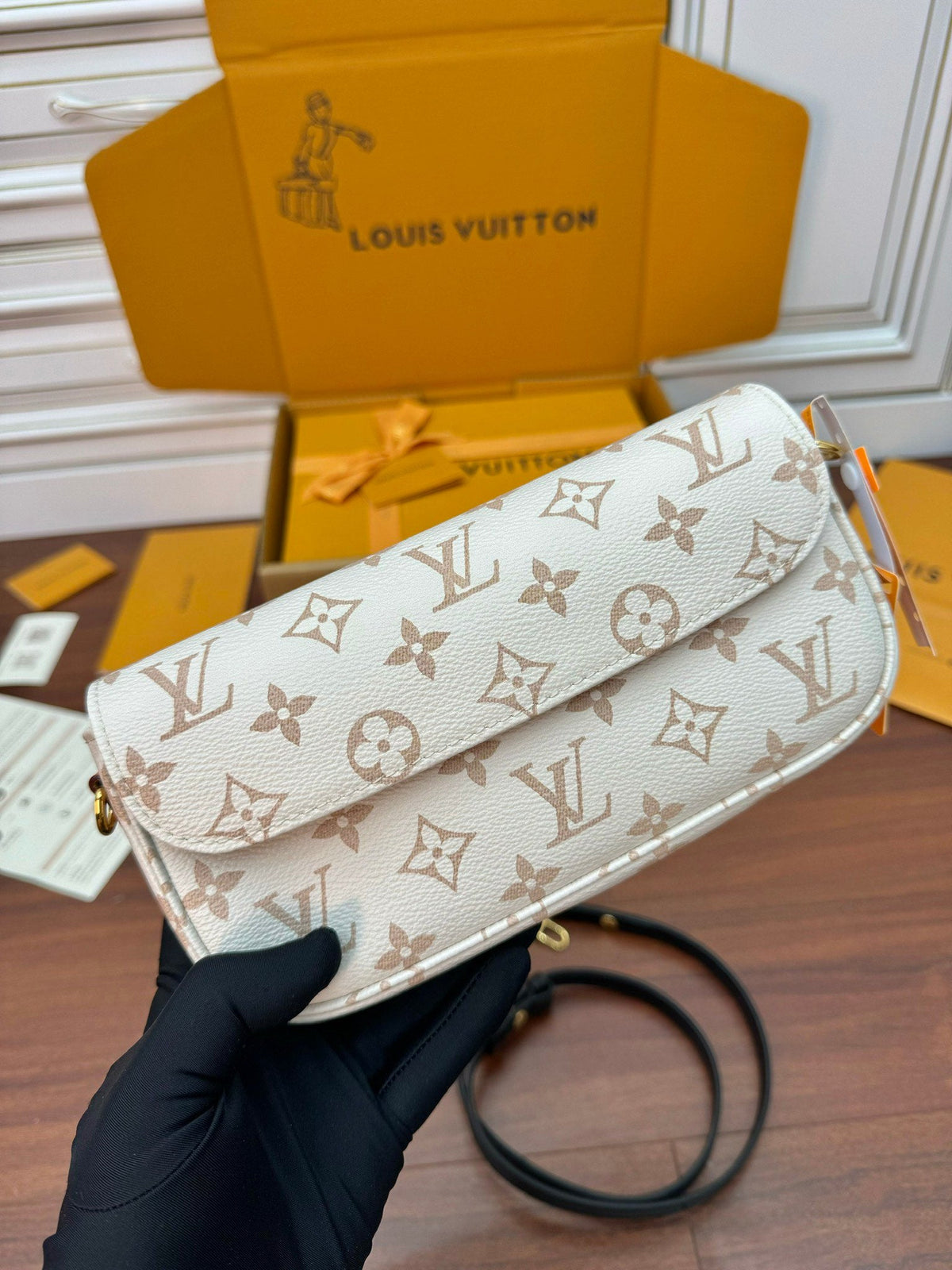 Exquisite leather bags-158