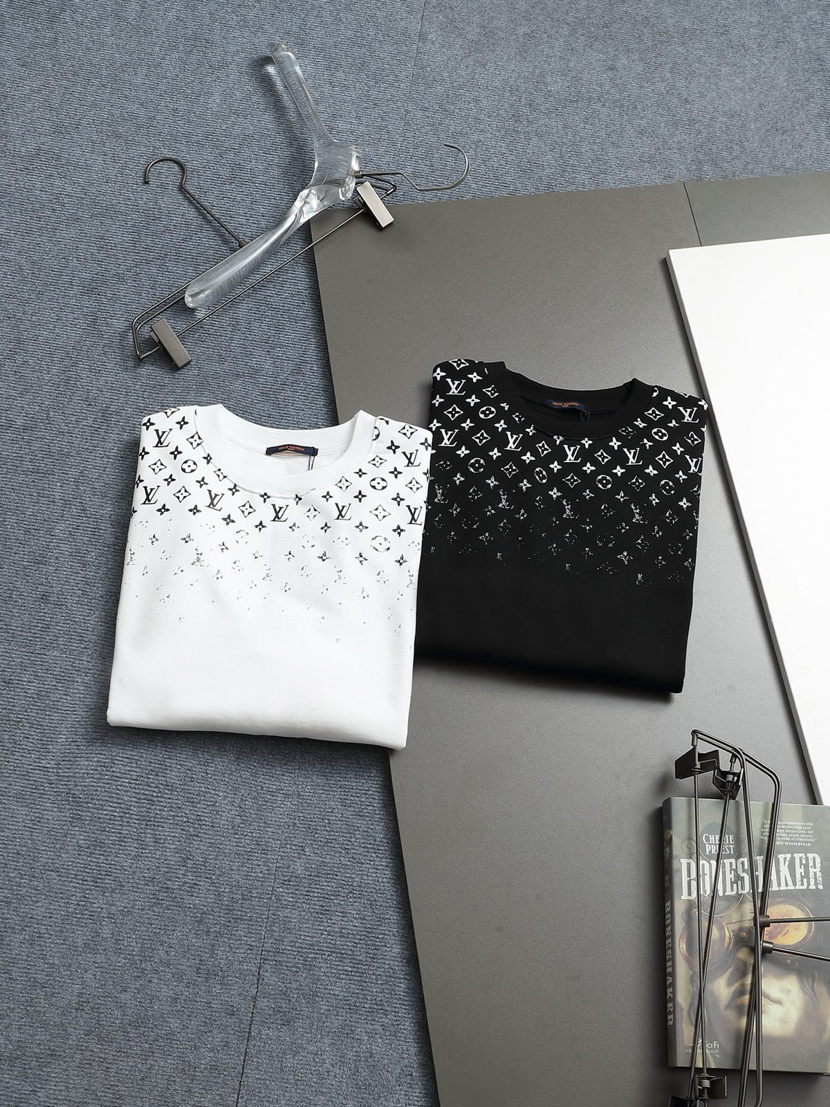 Classic Fashion Sweater-1000