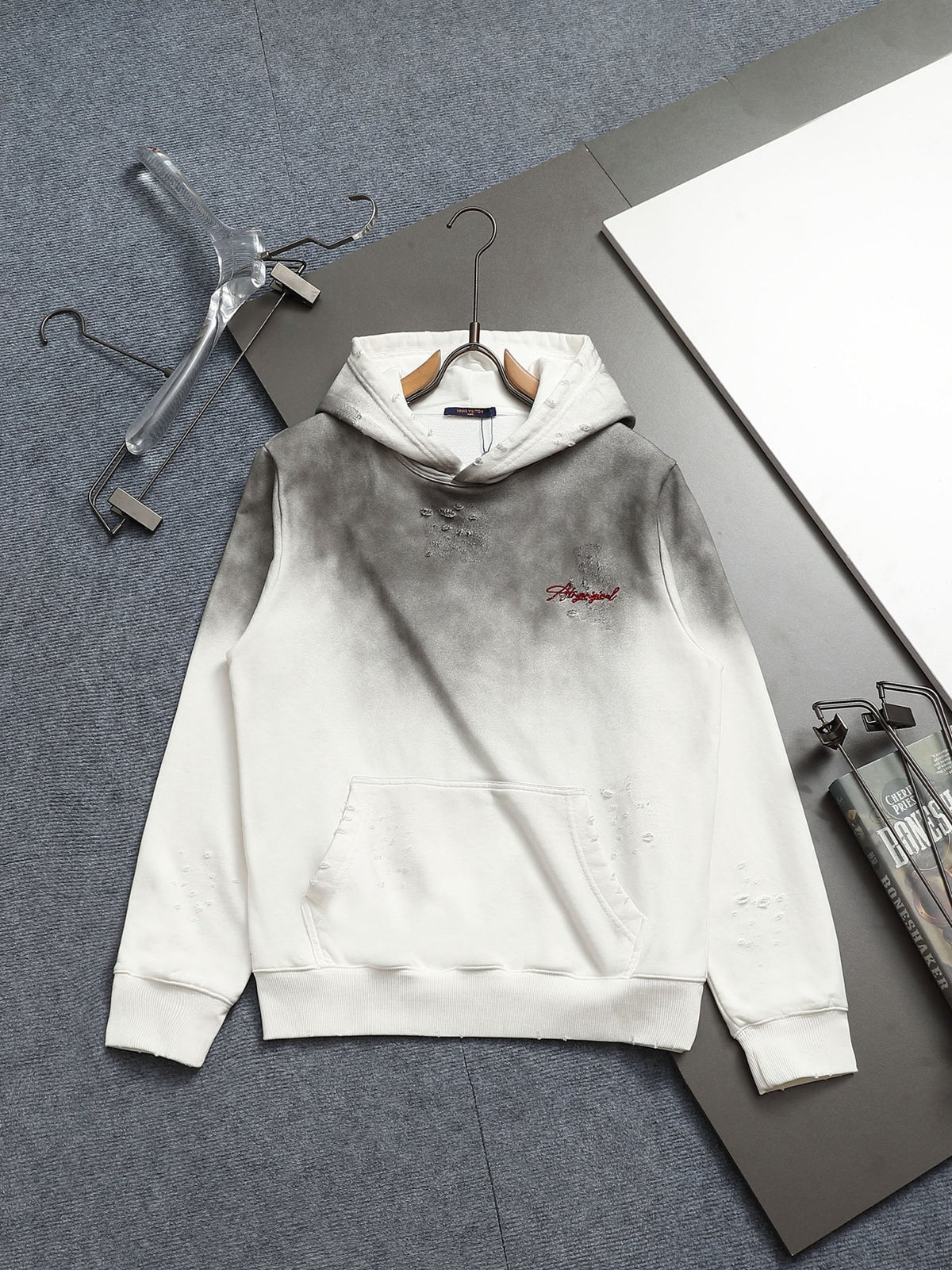 Classic Fit Hoodie-1000