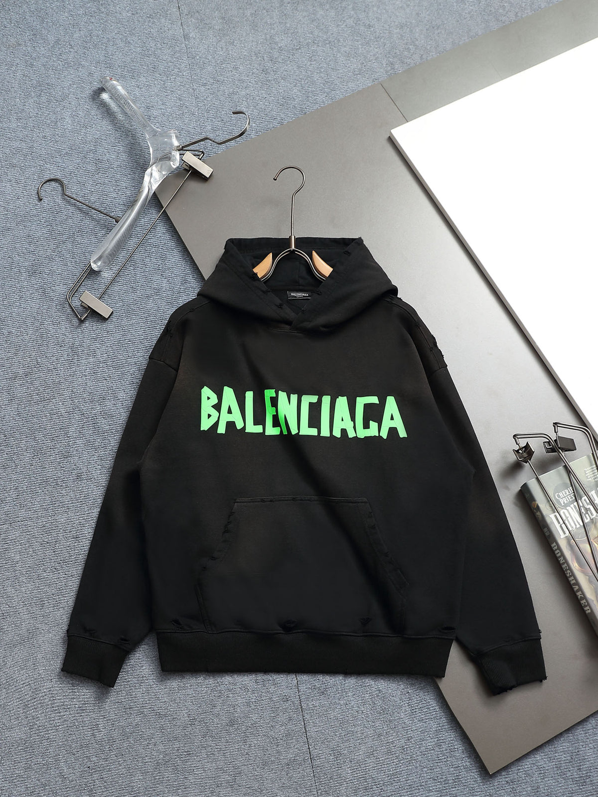 Classic Fit Hoodie-1005