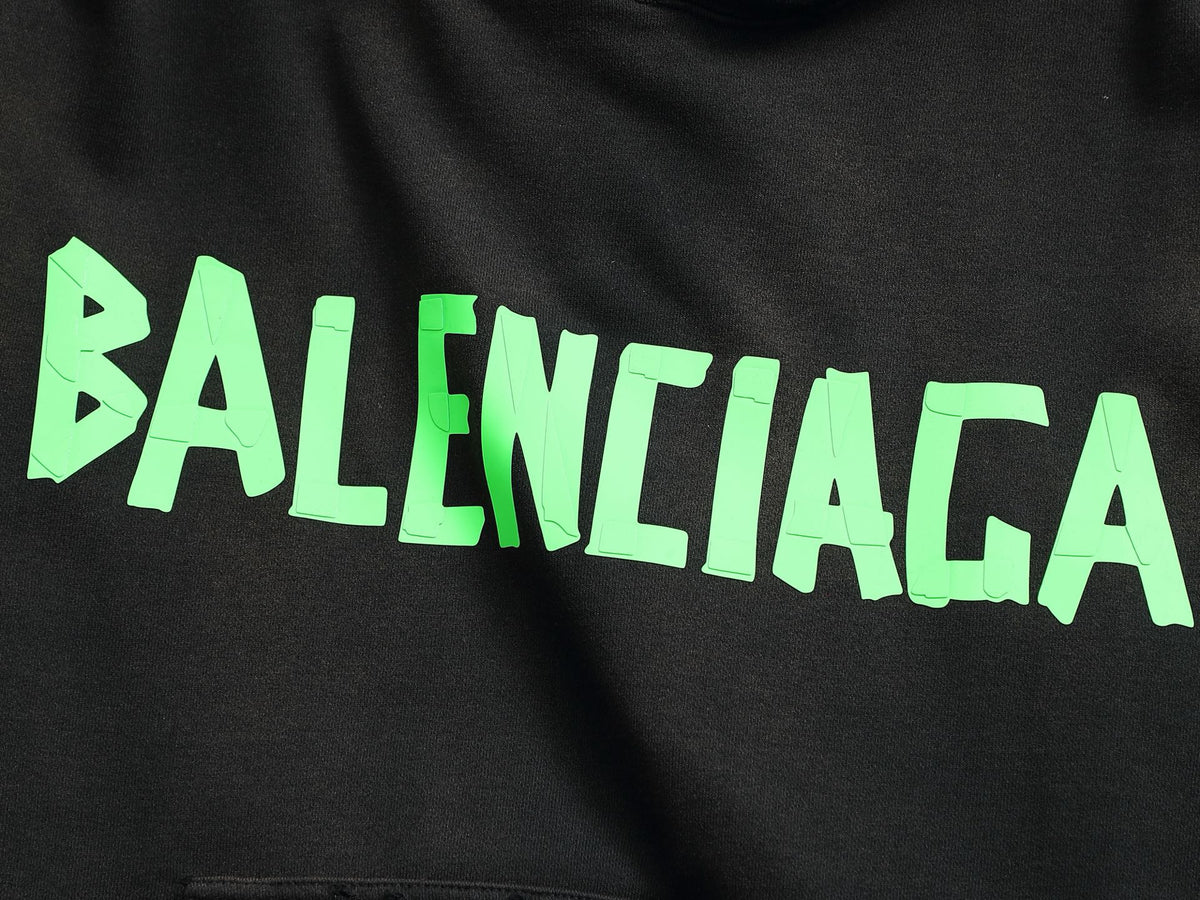 Classic Fit Hoodie-1005