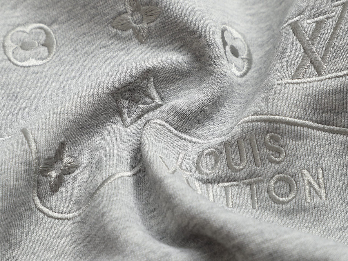 Classic Fit Hoodie-1011