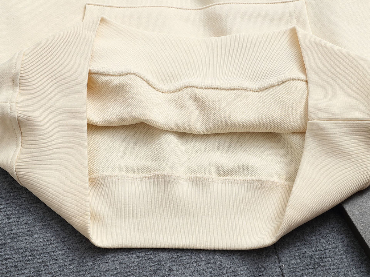 Classic Fit Hoodie-1011