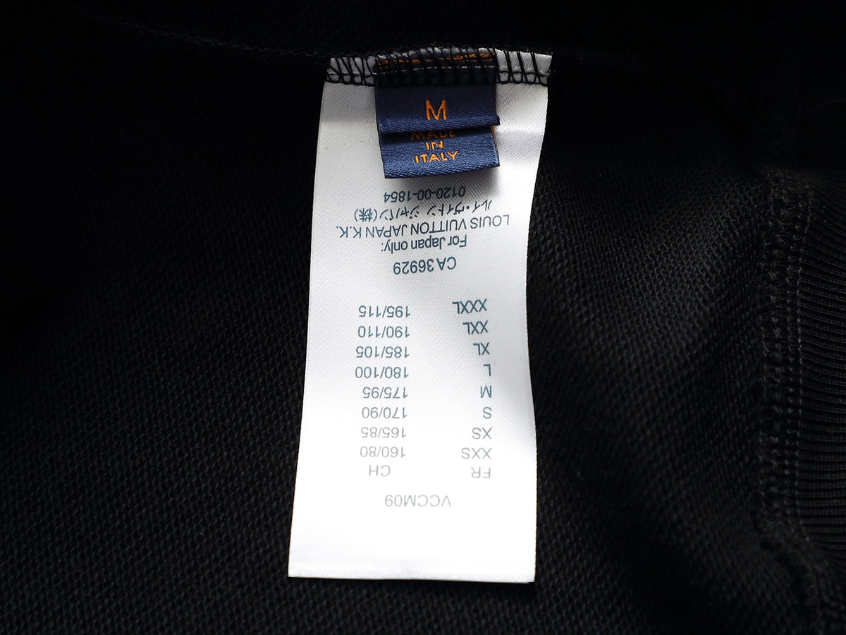 Classic Fit Hoodie-1011