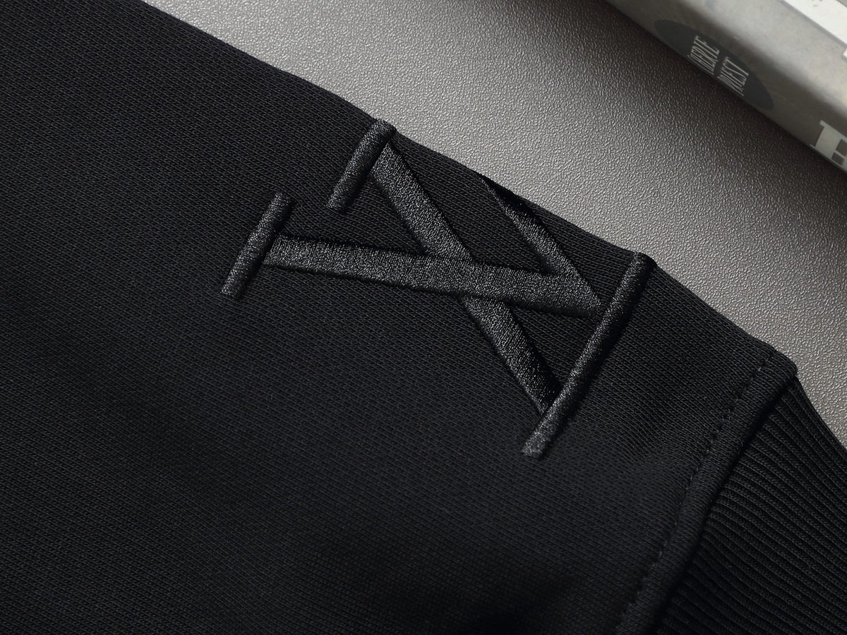 Classic Fit Hoodie-1011