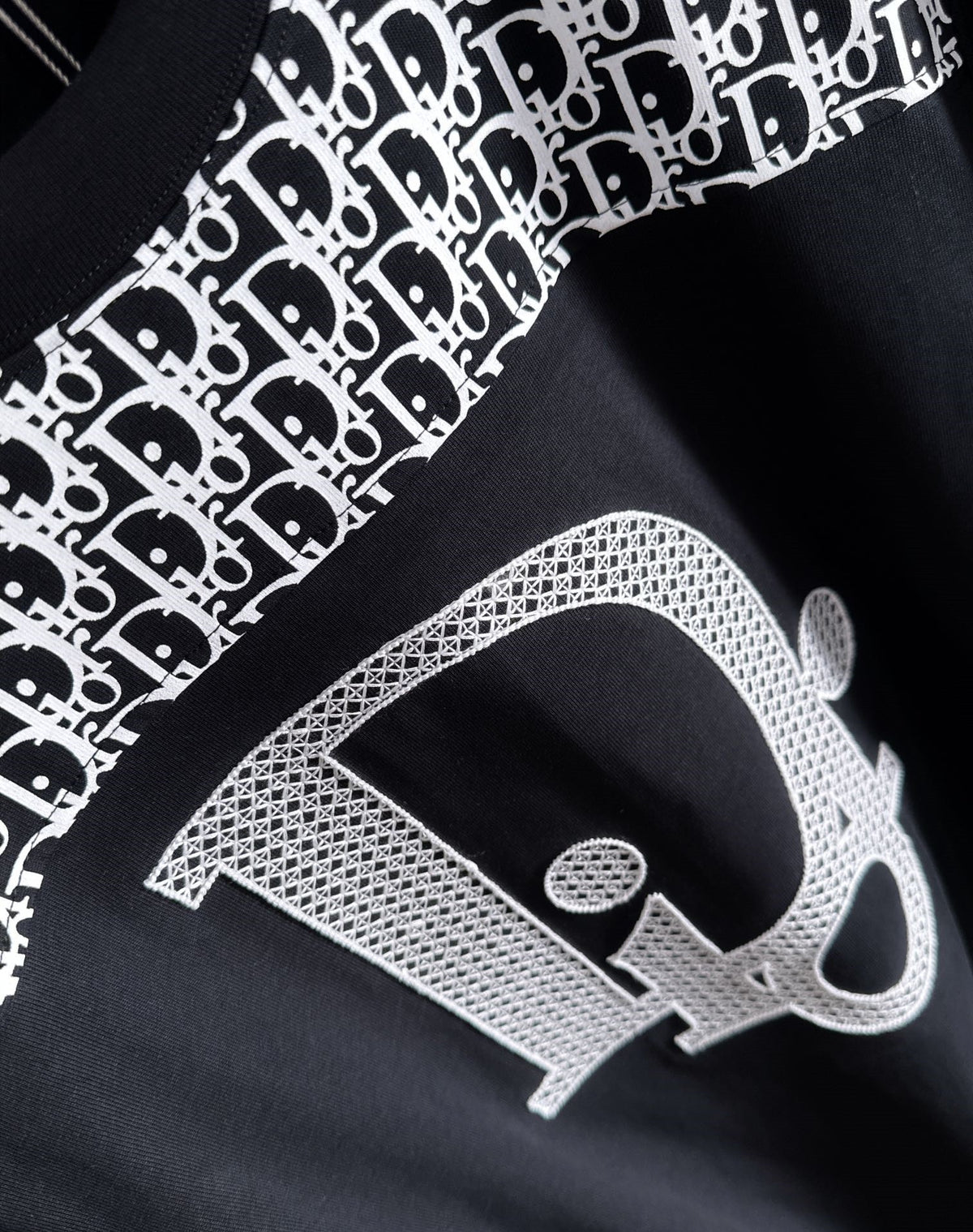 Classic Fashion Sweater-1019