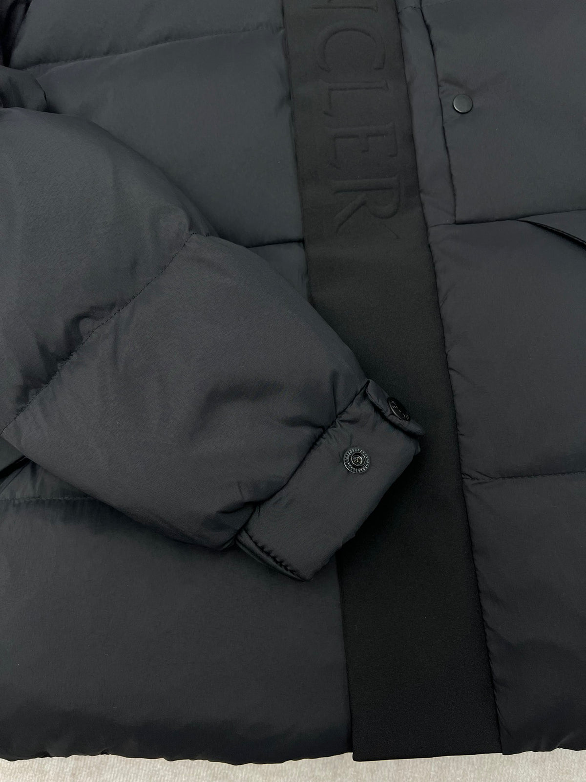 Classic down jacket-3