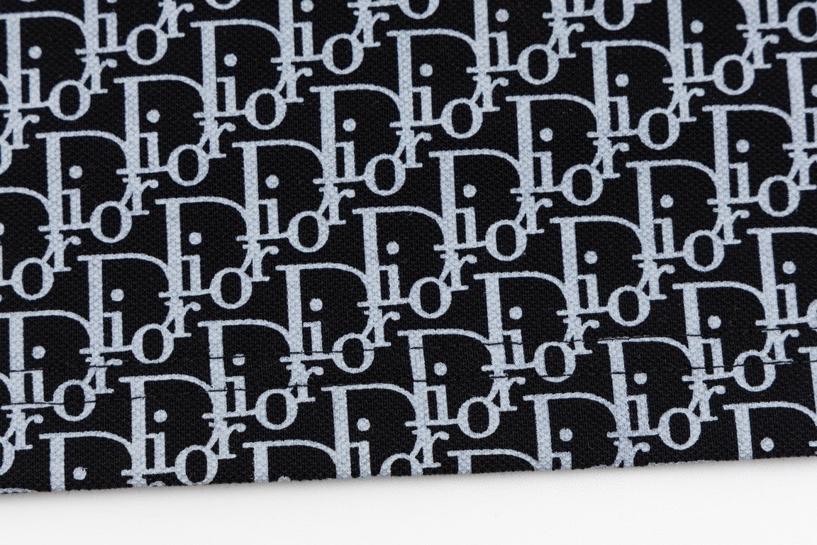 Printed T-Shirt: High-End Fashion Statement-1220