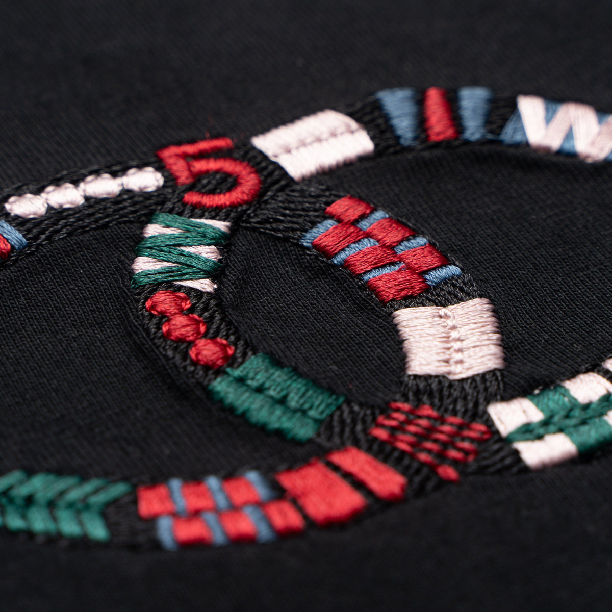 Printed T-Shirt: High-End Fashion Statement-1099