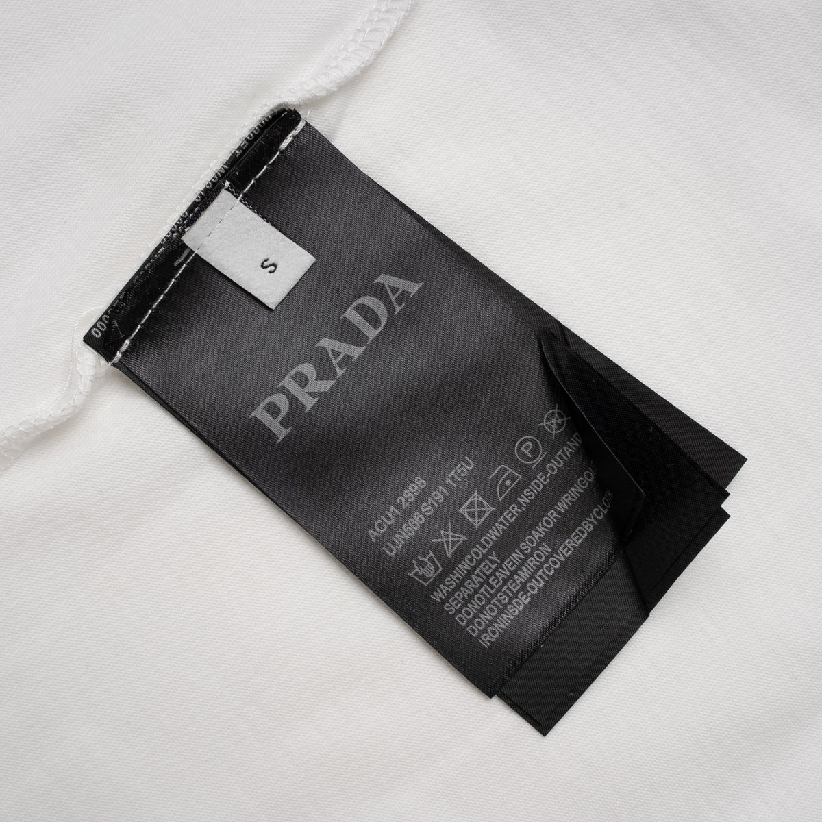 Printed T-Shirt: High-End Fashion Statement-1176