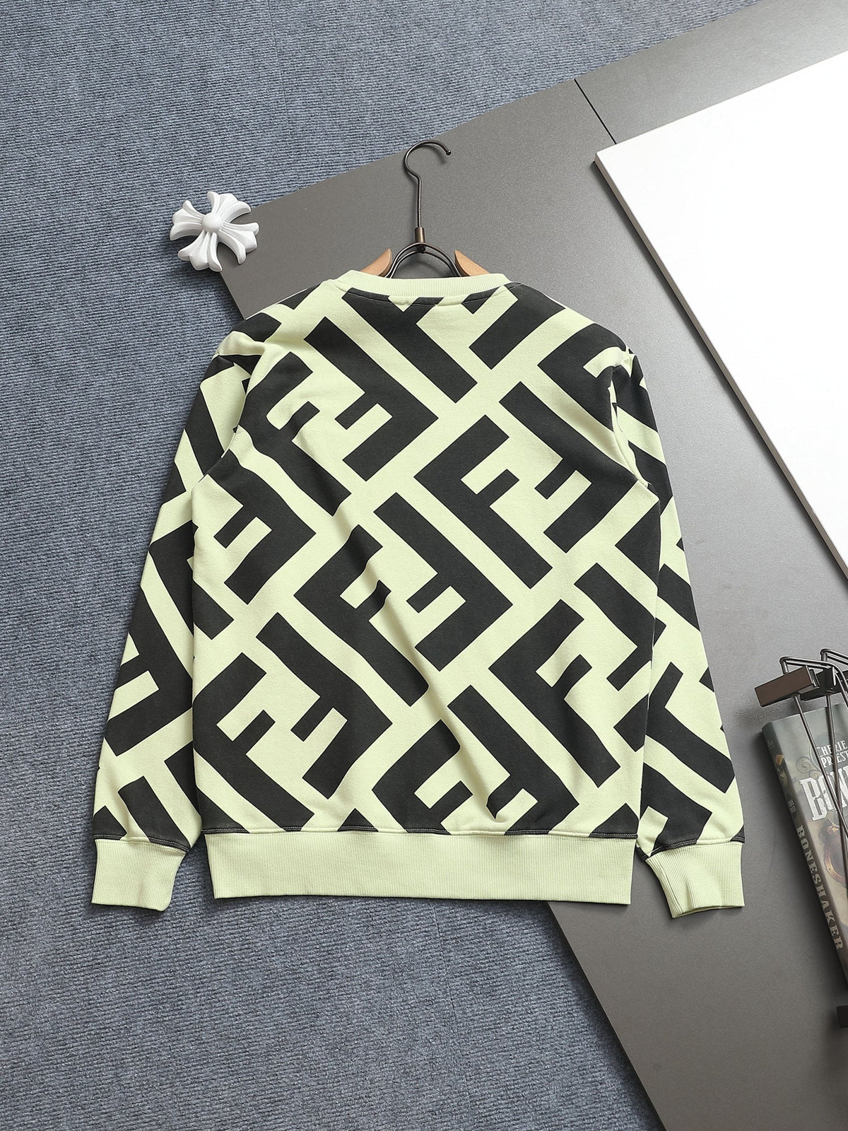 Classic Fashion Sweater-70