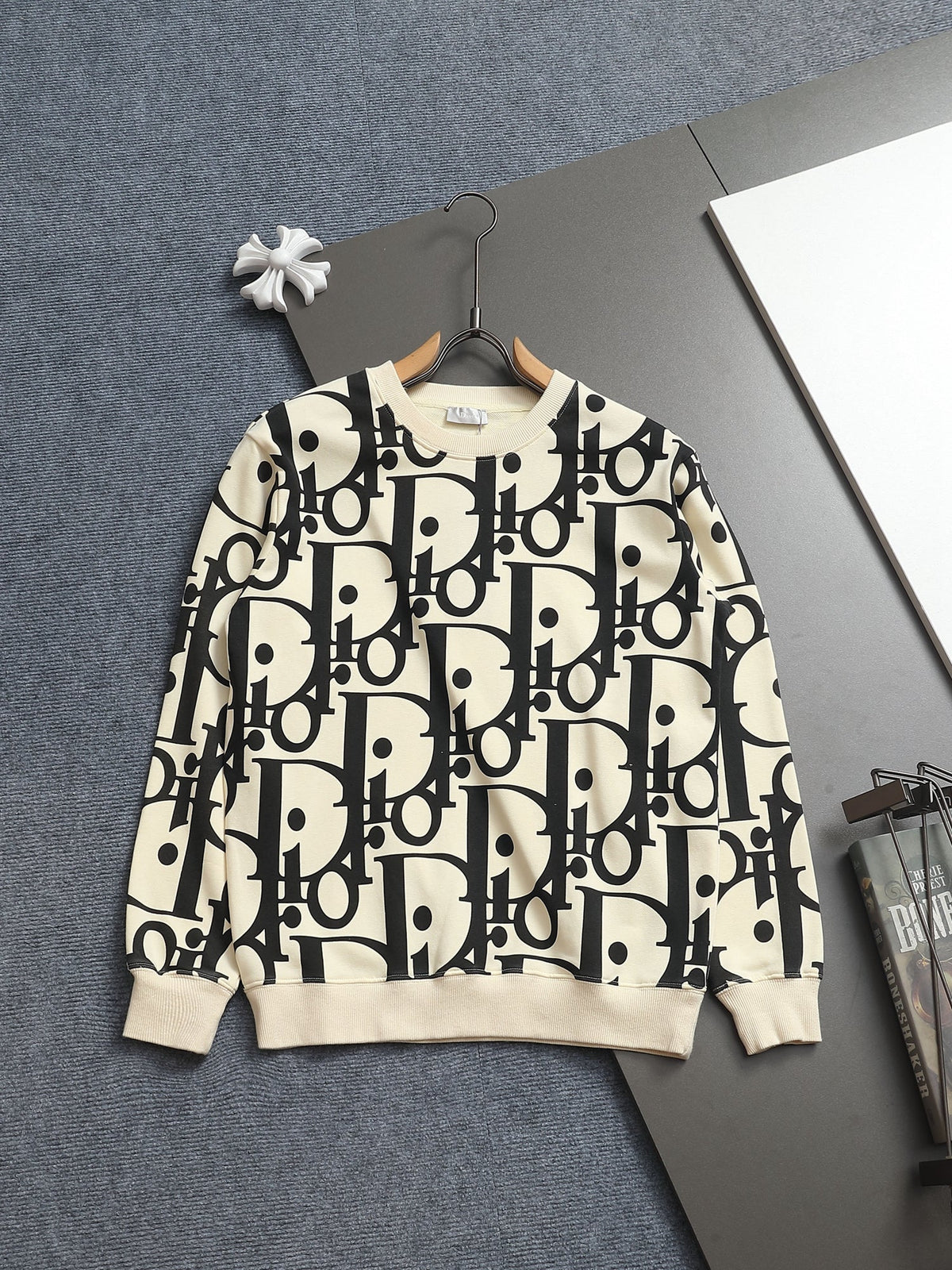 Classic Fashion Sweater-71