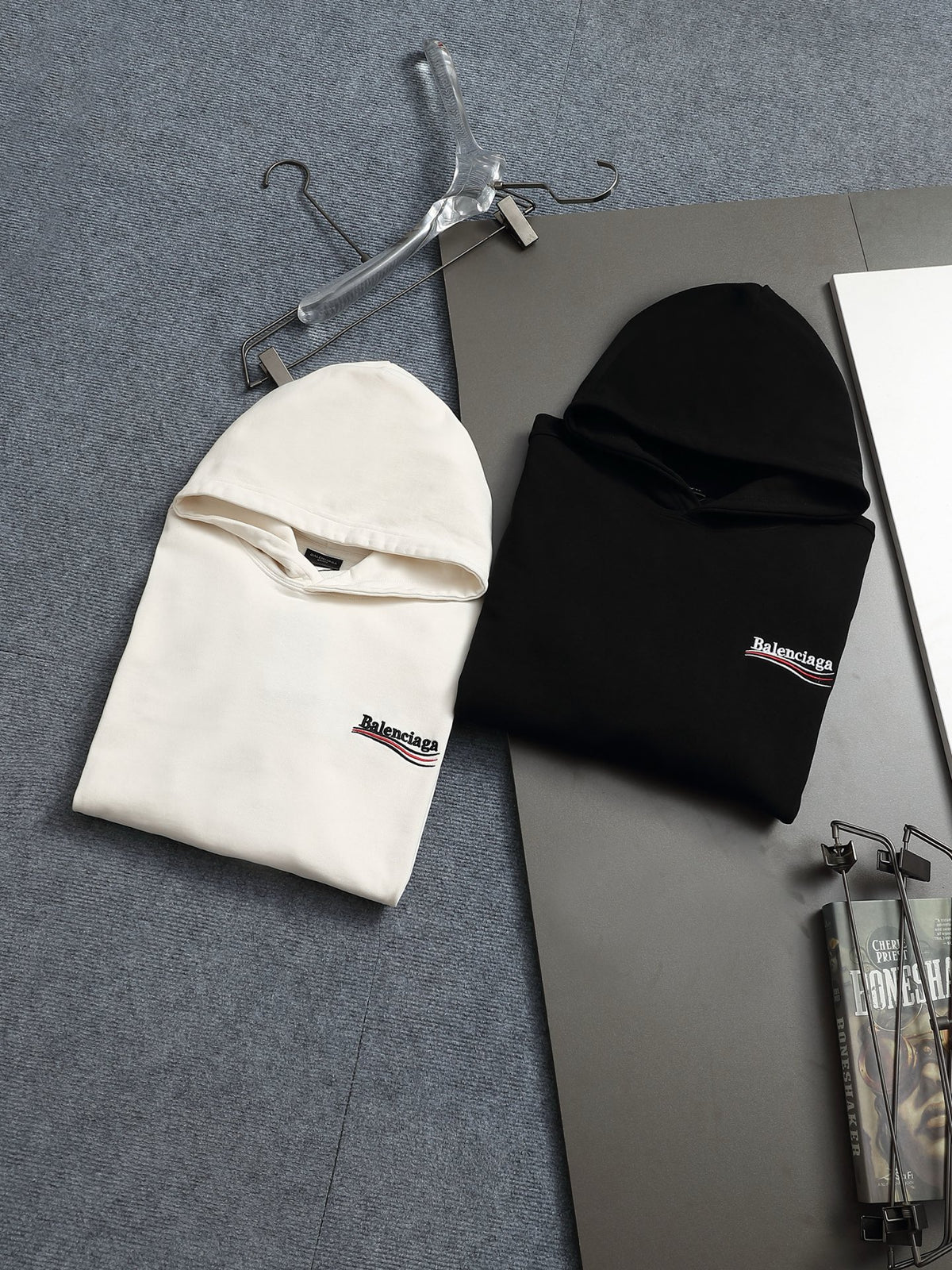 Classic Fit Hoodie-1001