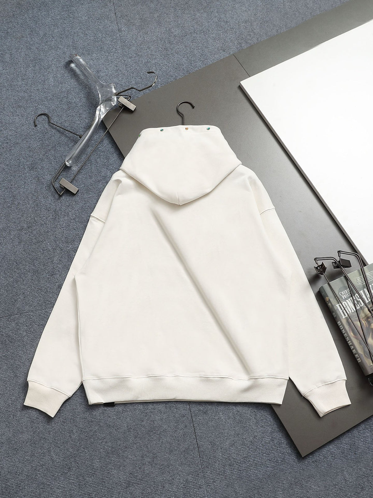 Classic Fit Hoodie-1003