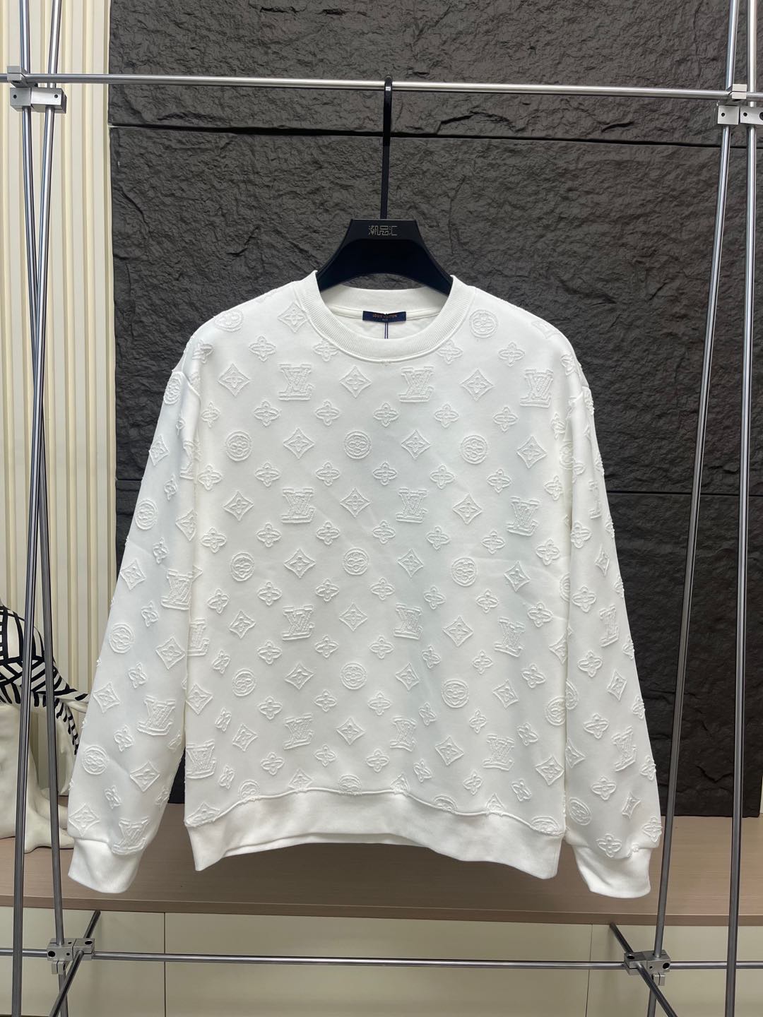 Classic Fashion Sweater-1004
