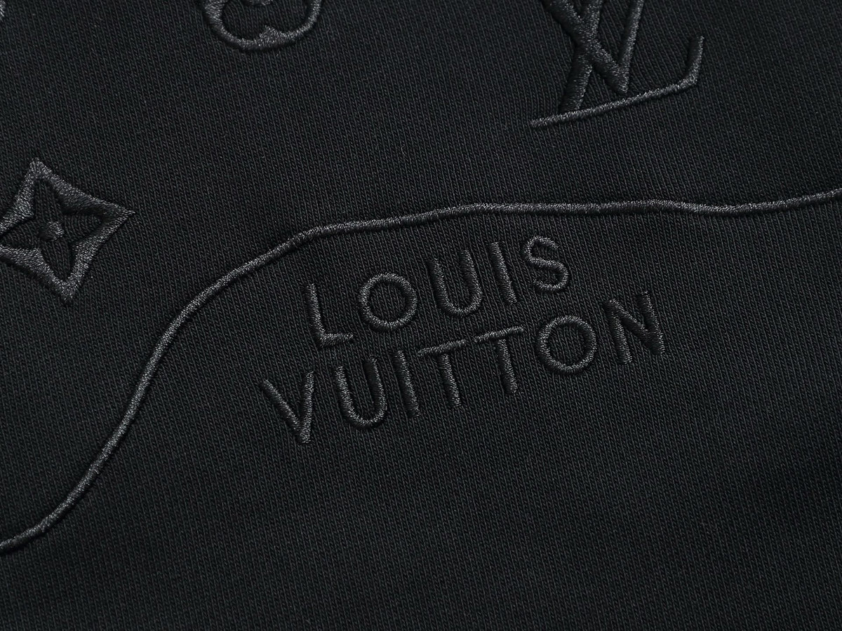 Classic Fit Hoodie-1011