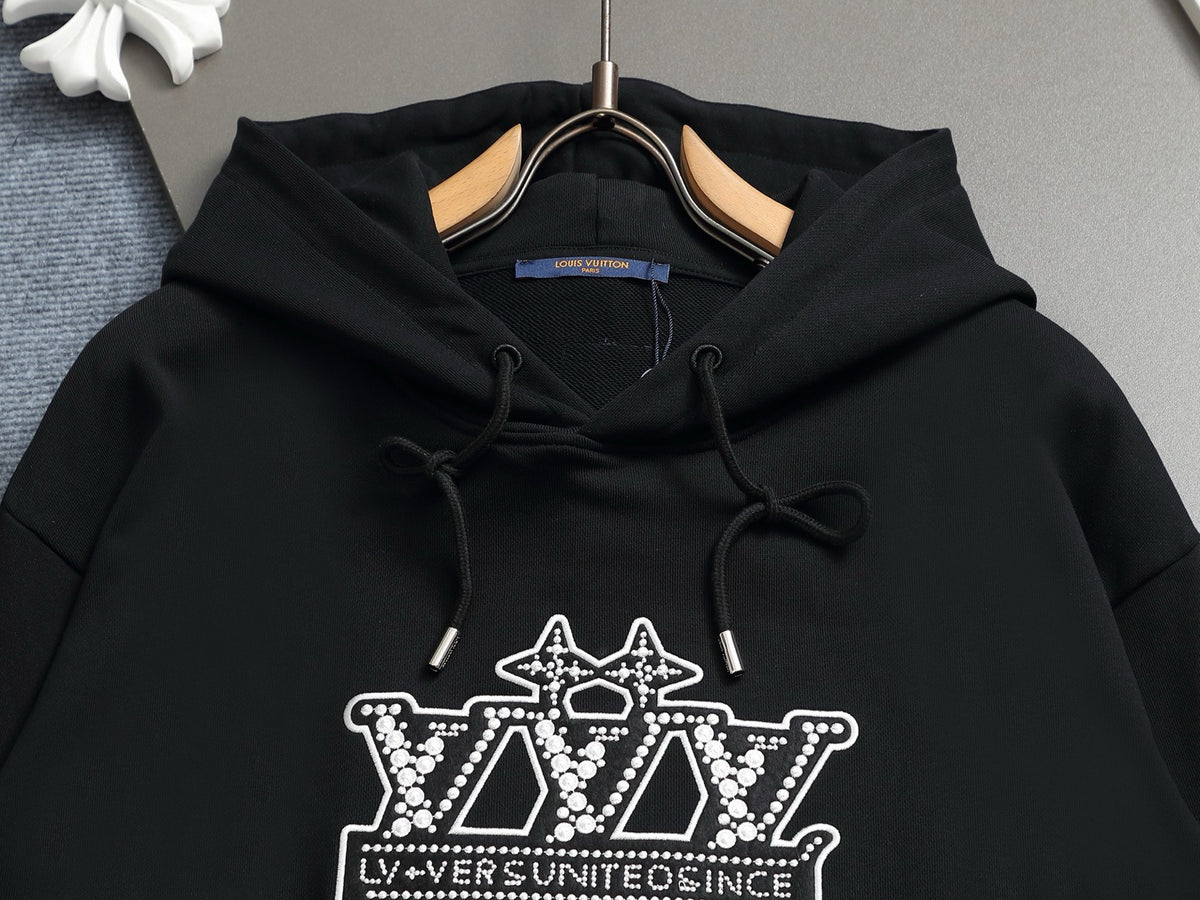 Classic Fit Hoodie-1013