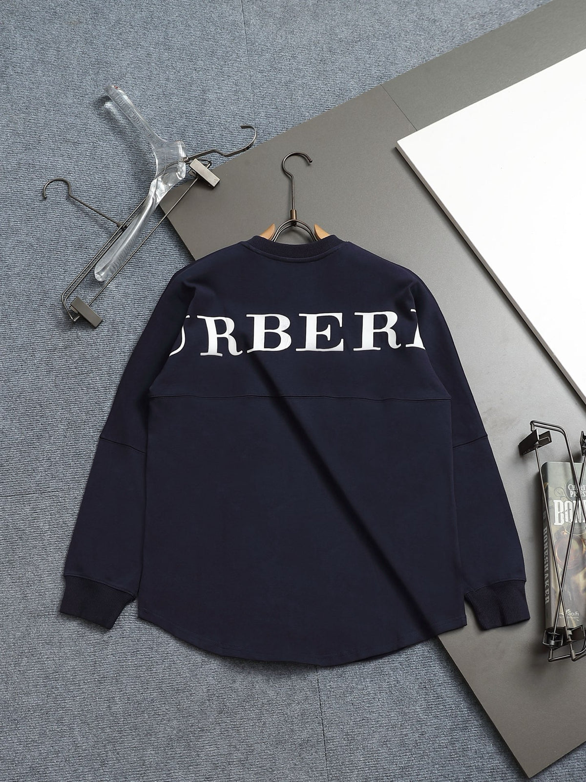 Classic Fashion Sweater-1007