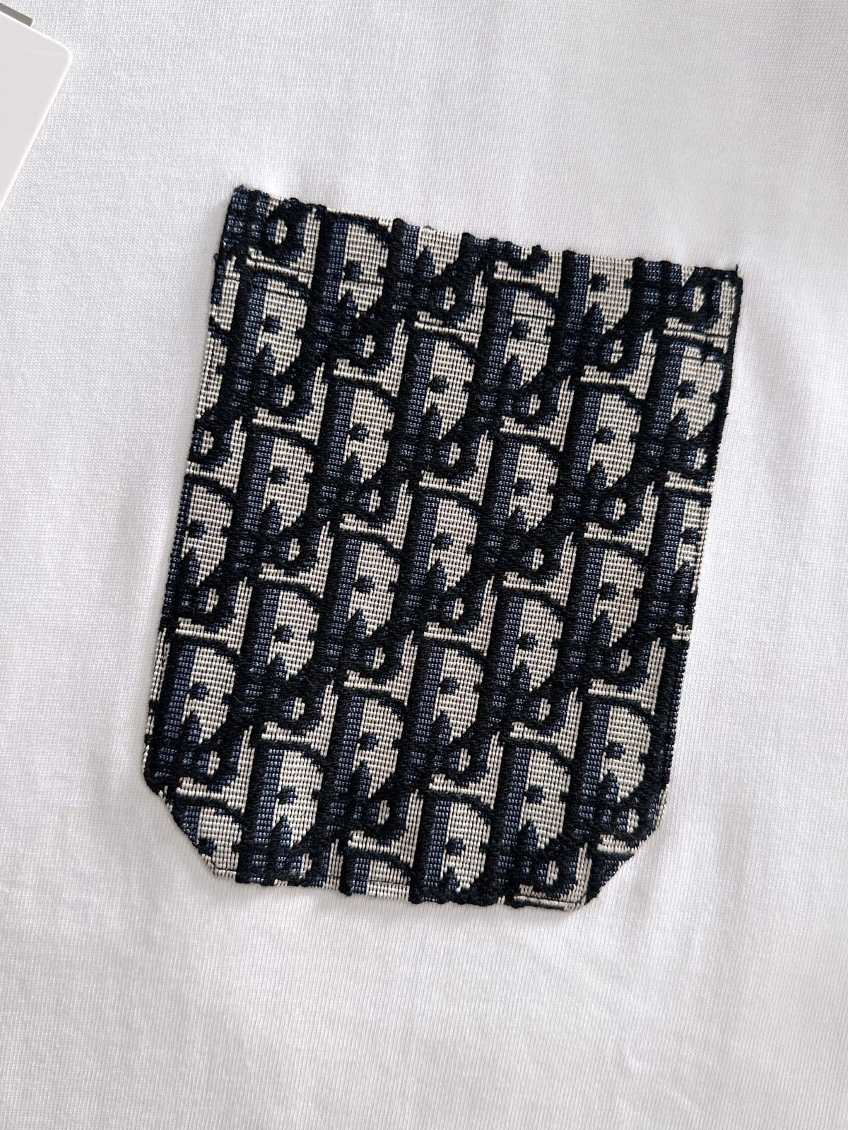 Classic Fashion Sweater-1012