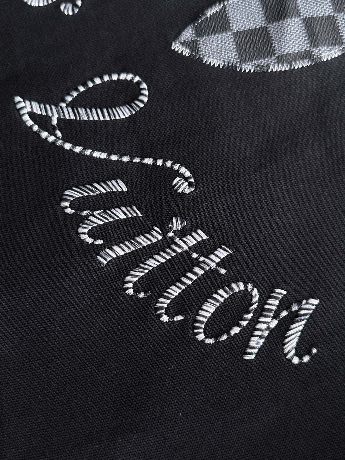 Classic Fashion Sweater-1027